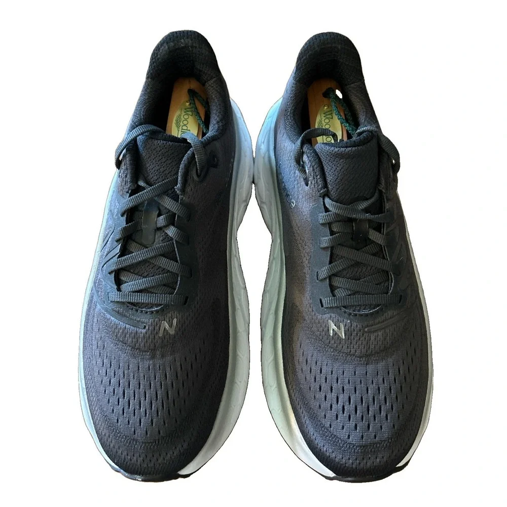 New Balance Fresh Foam X More v4 Gray Running Shoes Women's 10 Men's 8.5